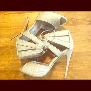 Steve Madden Mucho 6